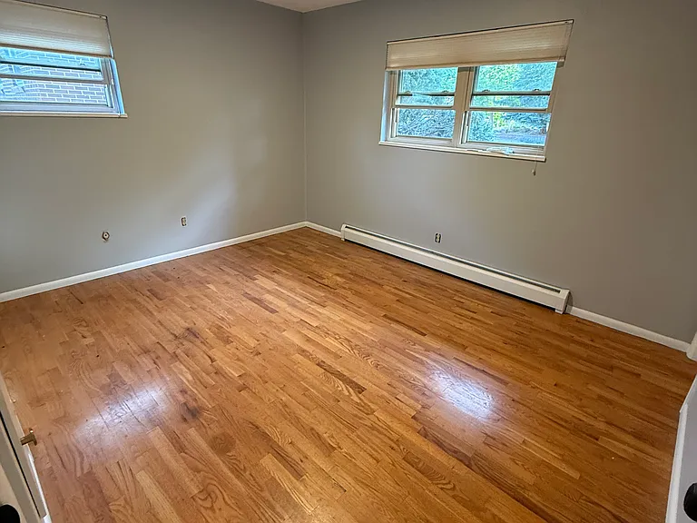 Master (southwest) bedroom
