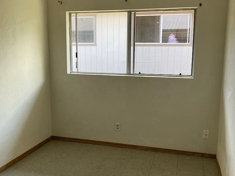 93 W Kawailani St #D — Photo 7