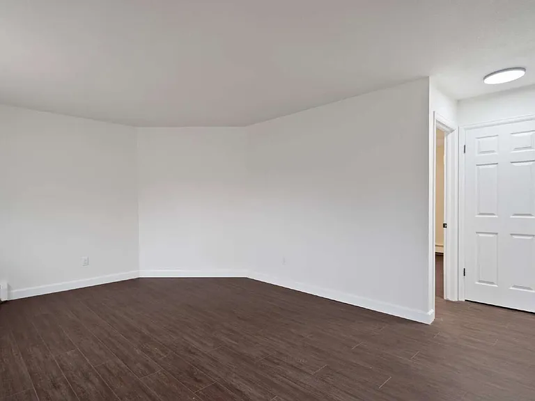4930 King Arthur Way #C — Photo 6
