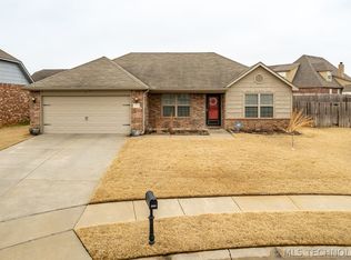 20676 E 34th St S, Broken Arrow, OK 74014