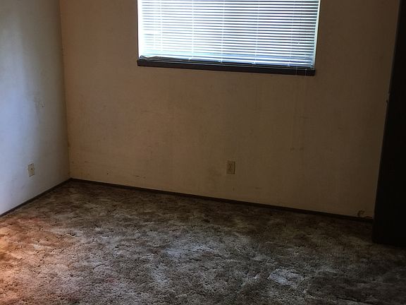 3rd image of 3846 Lancelot Pl