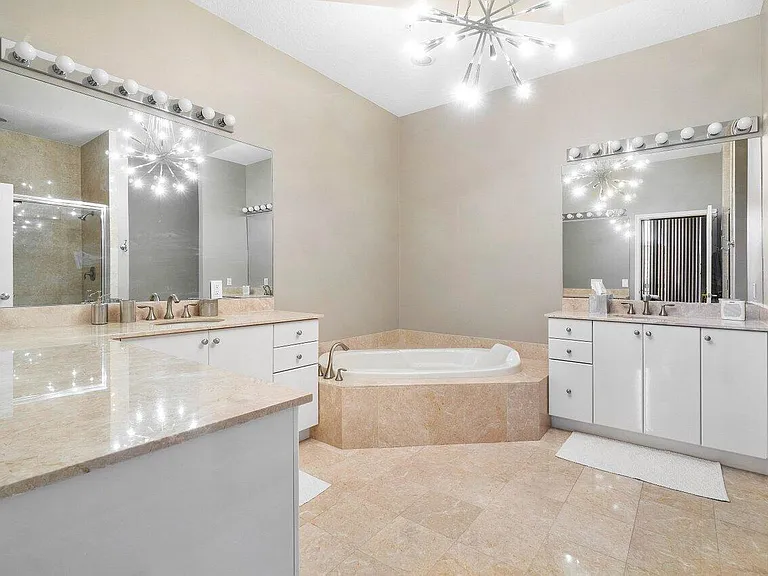 701 S Olive Ave #303 — Photo 12