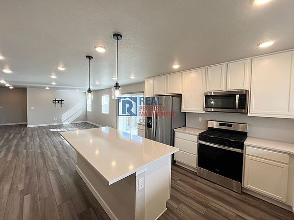 2nd image of 774 Bear Creek Ct
