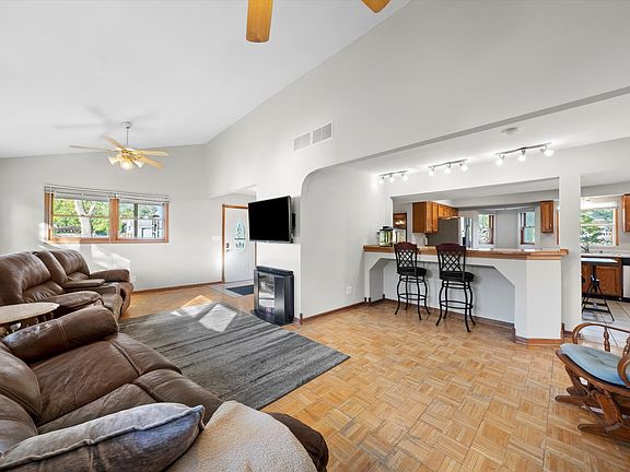 5th image of 15505 Lavergne Ave