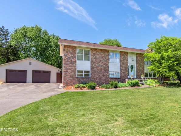 7341 Glastonbury Rd, Knoxville, TN 37931