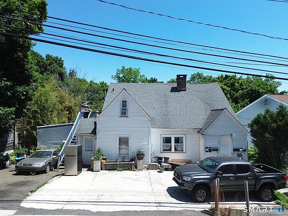 5th image of 15 Spring Hill Avenue