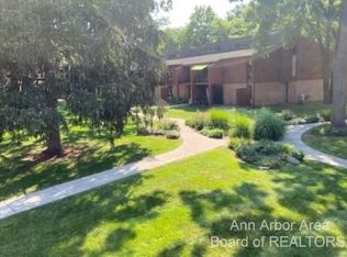 2413 Packard St APT 56E, Ann Arbor, MI 48104