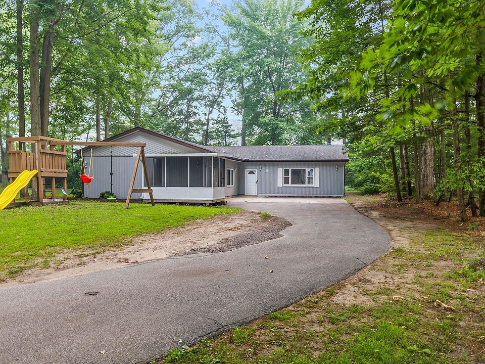 1st image of 2515 N Peterson Dr