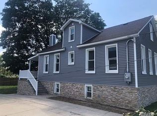 1537 Rosser Ave, Elmont, NY 11003