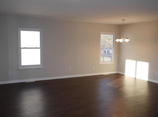 4770 McFadden Rd, Columbus, OH 43229