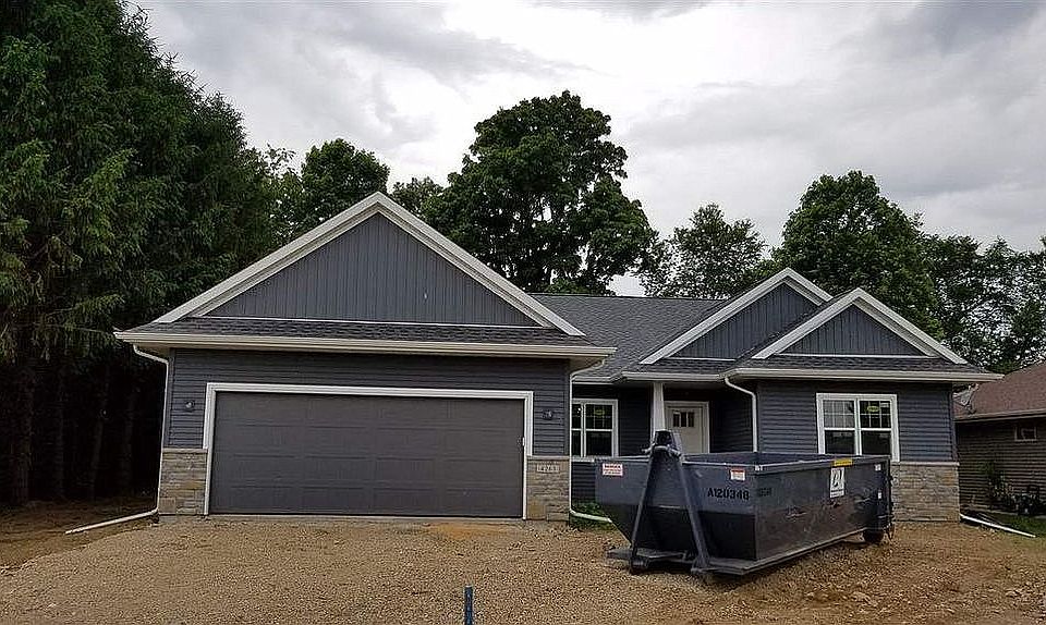 2nd image of 4263 Huntinghorne Dr