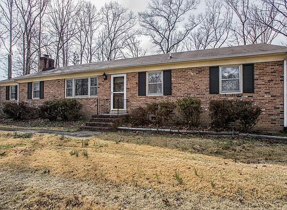 3rd image of 1752 Theresa Ln