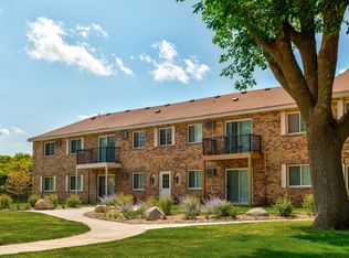 Apple Villa Apts., Saint Paul, MN 55124
