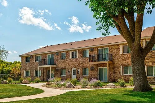 Apple Villa Apts. Photo 1