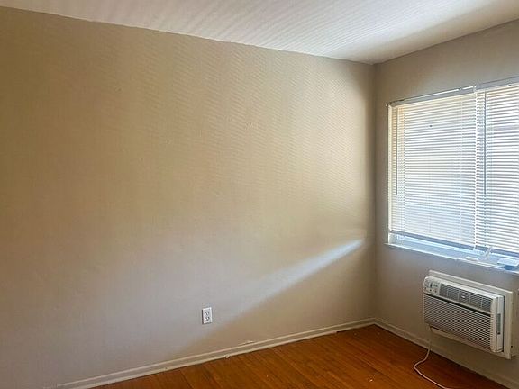 5th image of 4623 S Broadway APT 7