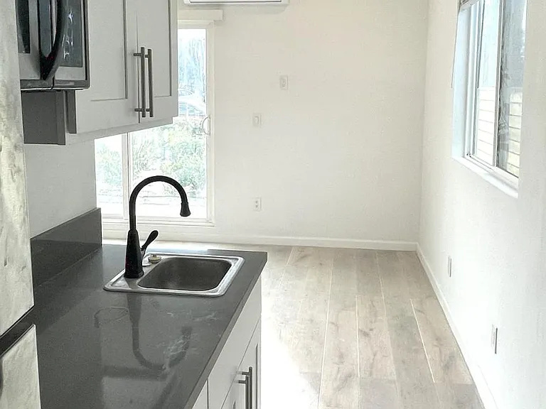 5700 Vanalden Ave #1/2 — Photo 5