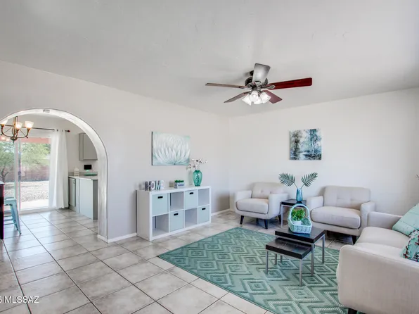 3725 W Brambly Dr, Tucson, AZ 85741