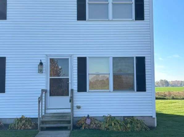 10270 Cleveland Rd Unit C, Creston, OH 44217