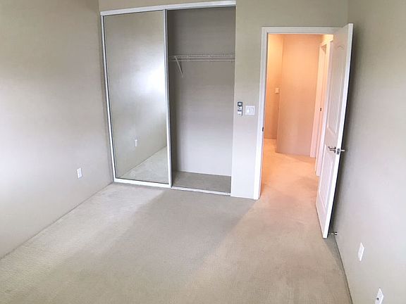 5th image of 1134 Kukulu St APT 603