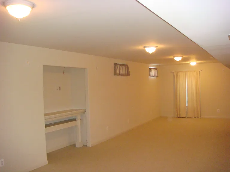 183 Creek Curve Dr — Photo 5