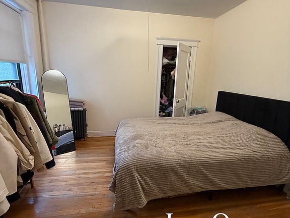 3rd image of 1148 Commonwealth Ave APT 29