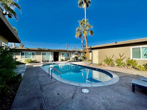 4th image of 45421 Sunset Ln #A1