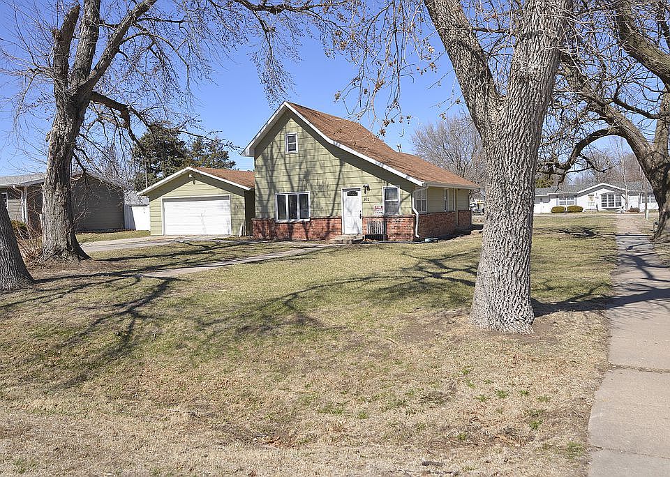 302 W Walnut St, Doniphan, NE 68832 Zillow