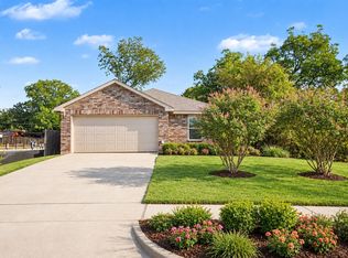 1634 E Missouri Ave, Dallas, TX 75216
