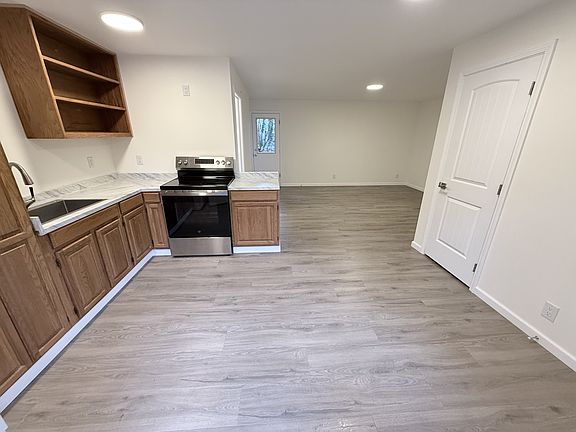 3rd image of 611 E Galena St Unit B-1
