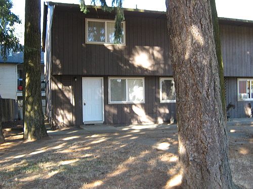 2nd image of 11108 NE 48th Cir
