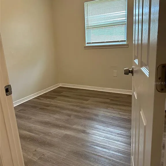 1343 Croyle Dr — Photo 11