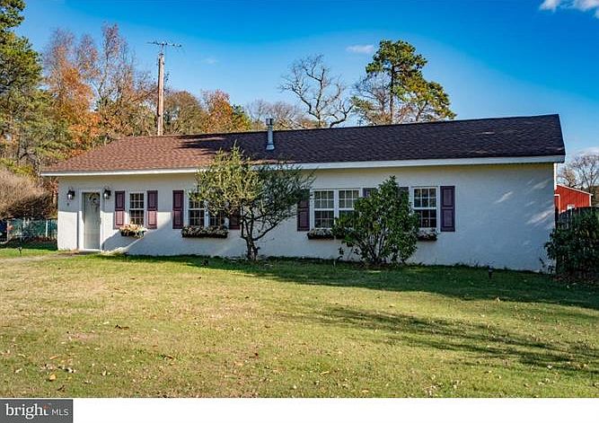 1st image of 248 Morton Ave