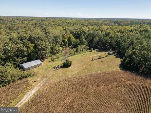 Ullainee Rd, Caret, VA 22436