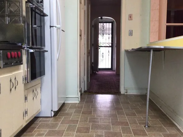 1547 Lochwood Rd, Baltimore, MD 21218