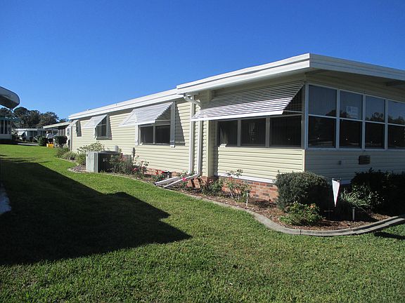 2nd image of 429 Hawthorne Blvd