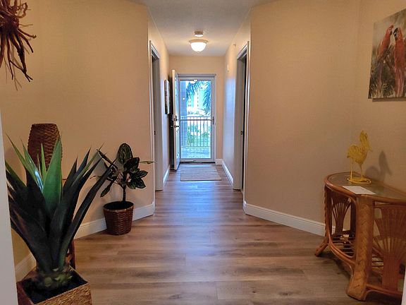 3rd image of 561 Casa Bella Dr Unit 302