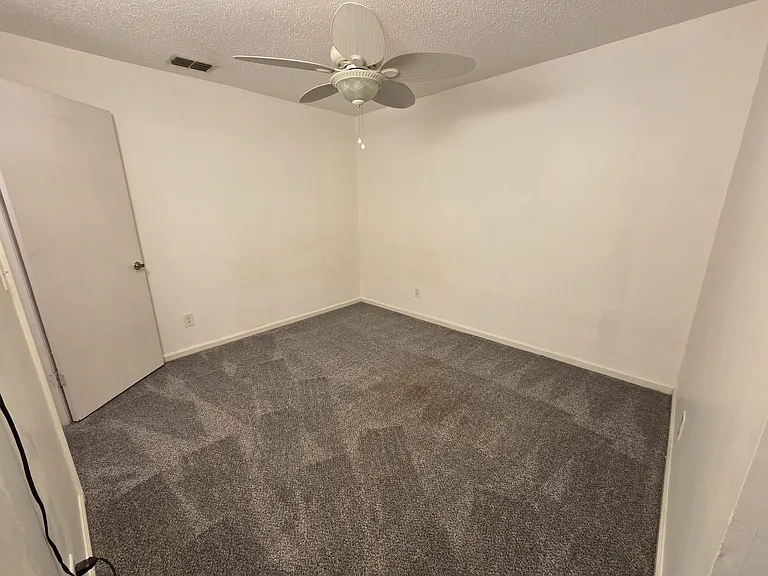 35086 Whispering Oaks Blvd — Photo 15