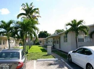 2220 Pierce St, Hollywood, FL 33020