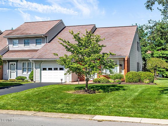 3rd image of 202 Birchtree Ln