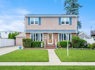 1641 Powers Ave, East Meadow, NY 11554