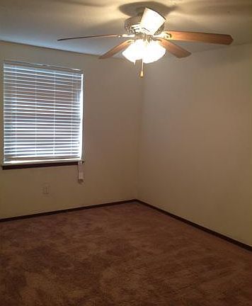 5th image of 213 S Avery St