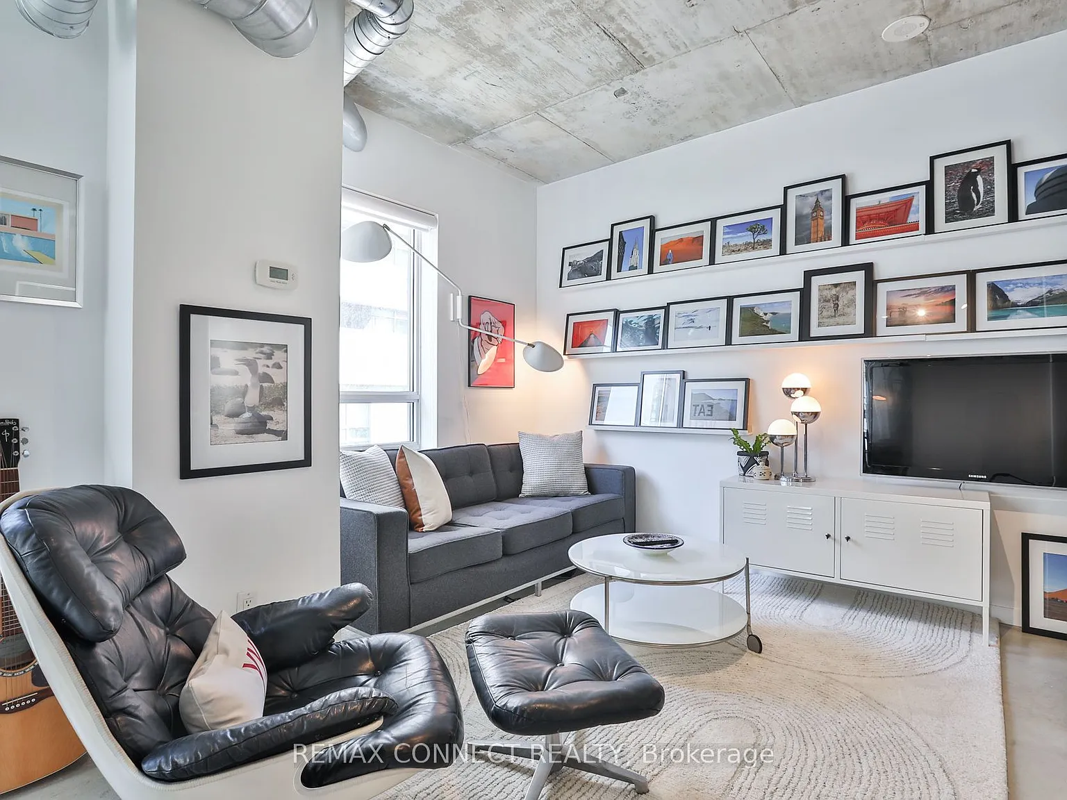 2 bed, $2,850 — Photo 2