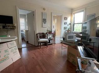 21-49 41st St #2B, Astoria, NY 11105