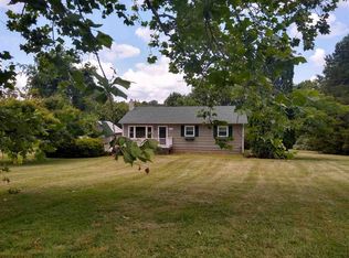 111 E Daffodil Rd, Ruckersville, VA 22968