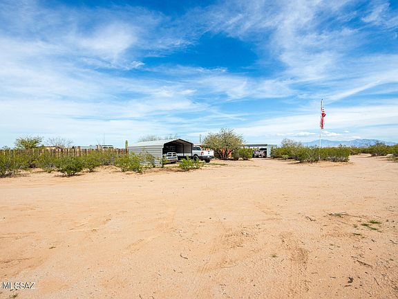 3rd image of 15330 W Magee Rd