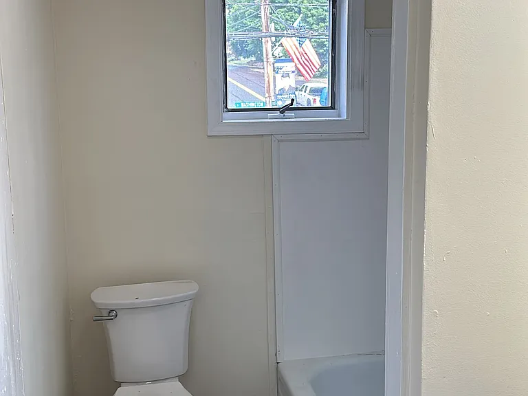 323 Union St #2 — Photo 6