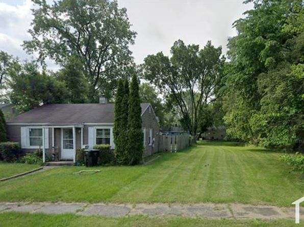 1102 W Bryan St
