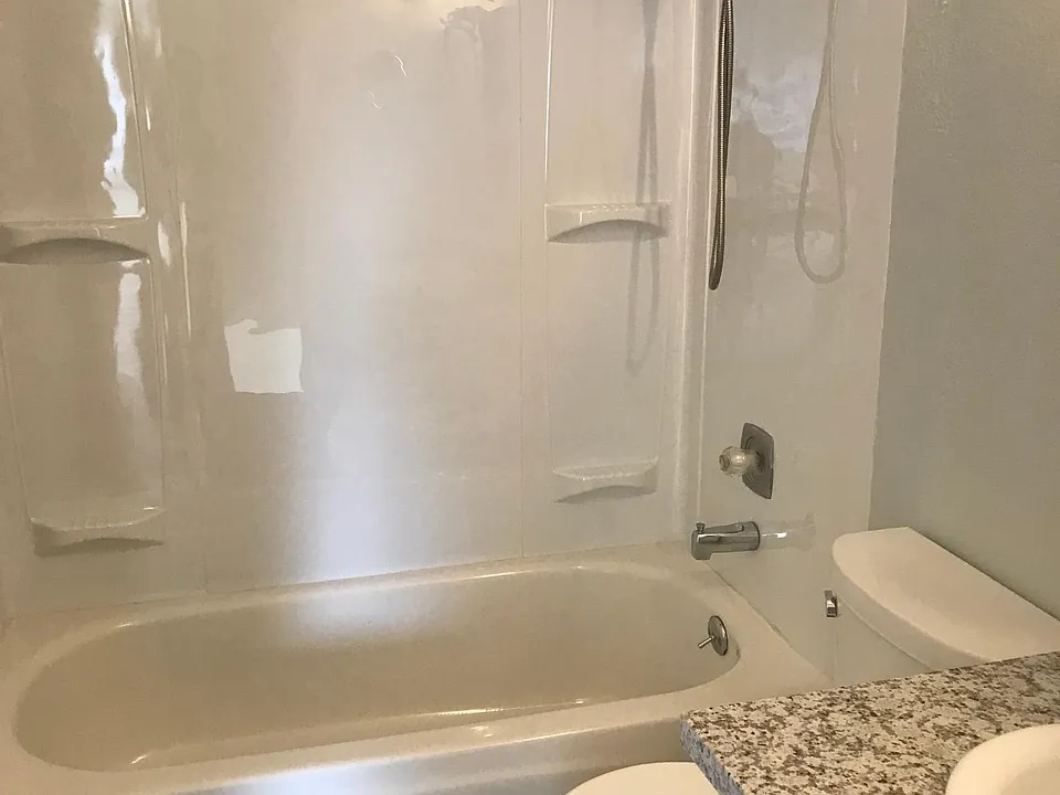 2330 I St NE #1
