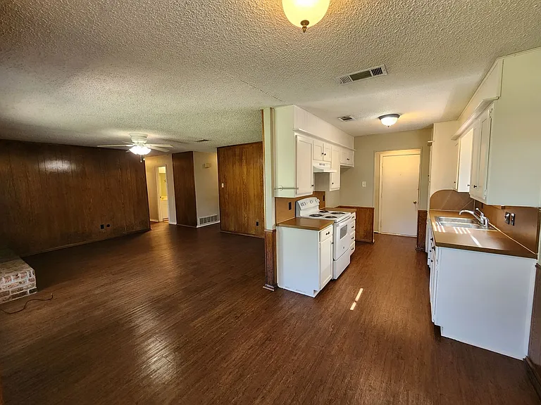 4617 Aspen Way — Photo 6