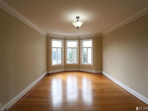 3rd image of 2941 Gough St #8